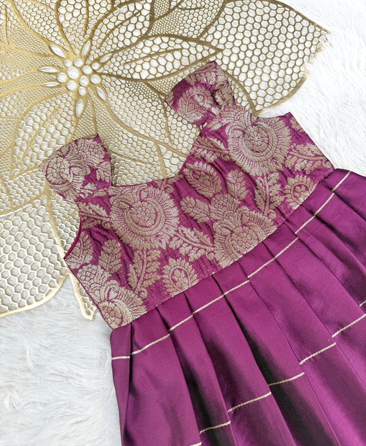 Riya - Purple Frock Minipattu