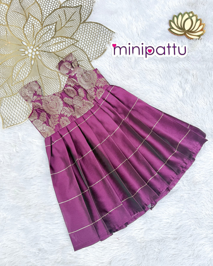 Riya - Purple Frock Minipattu