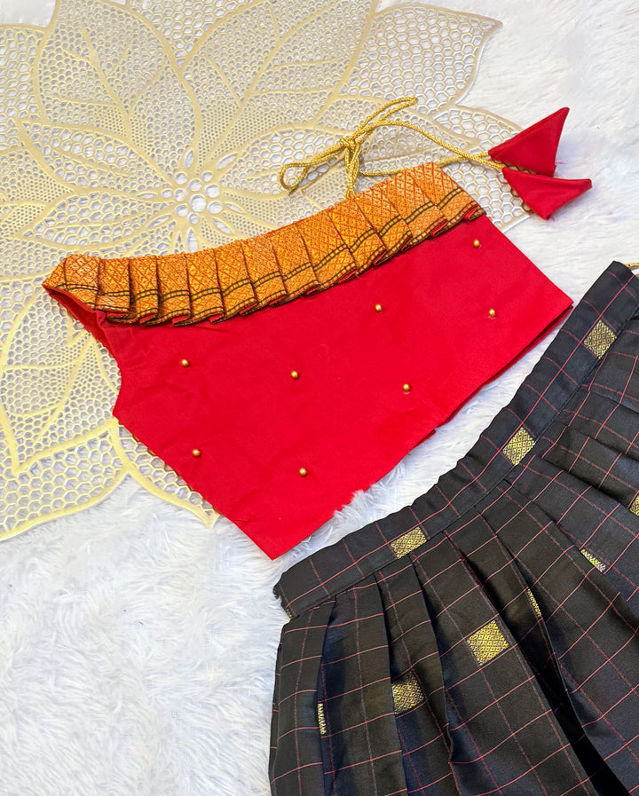 NB Yamuna Red Black Minipattu