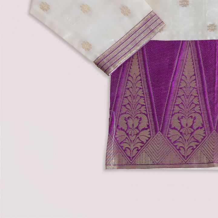 Mithran - Magenta Halfwhite Kurta & Veshti set