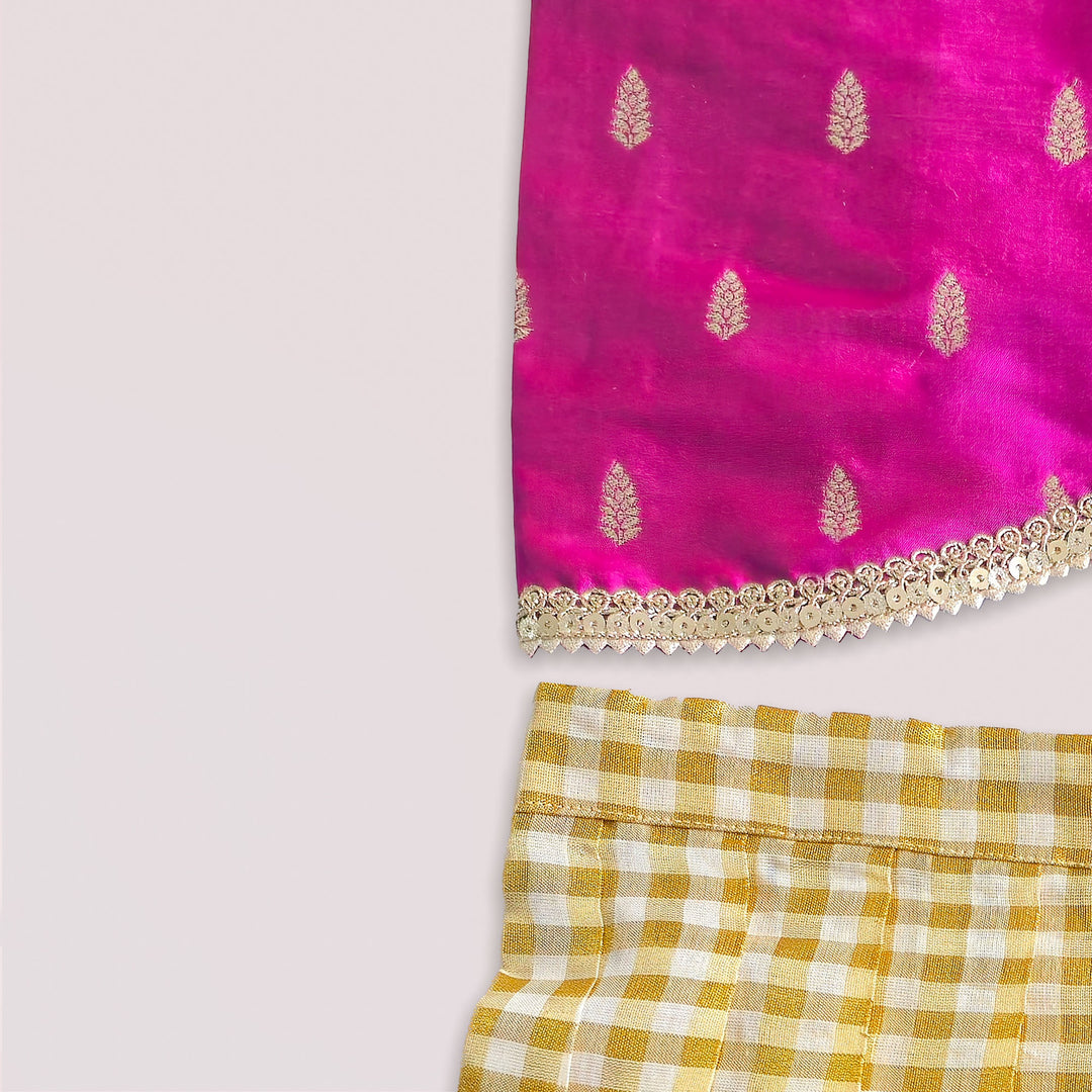 Haritha - Pink Checks Tissue Minipattu