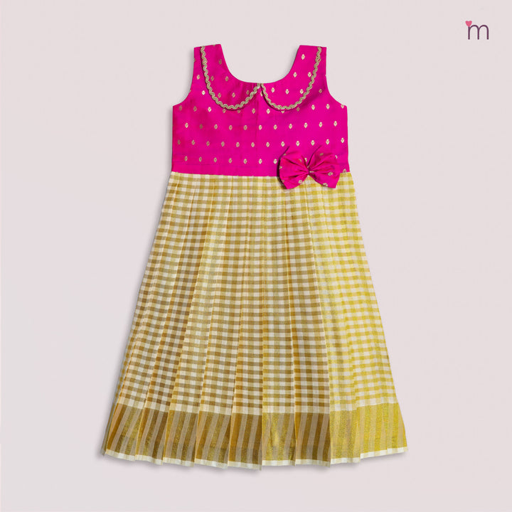 Malavika - Pink Frock Checks Tissue Minipattu