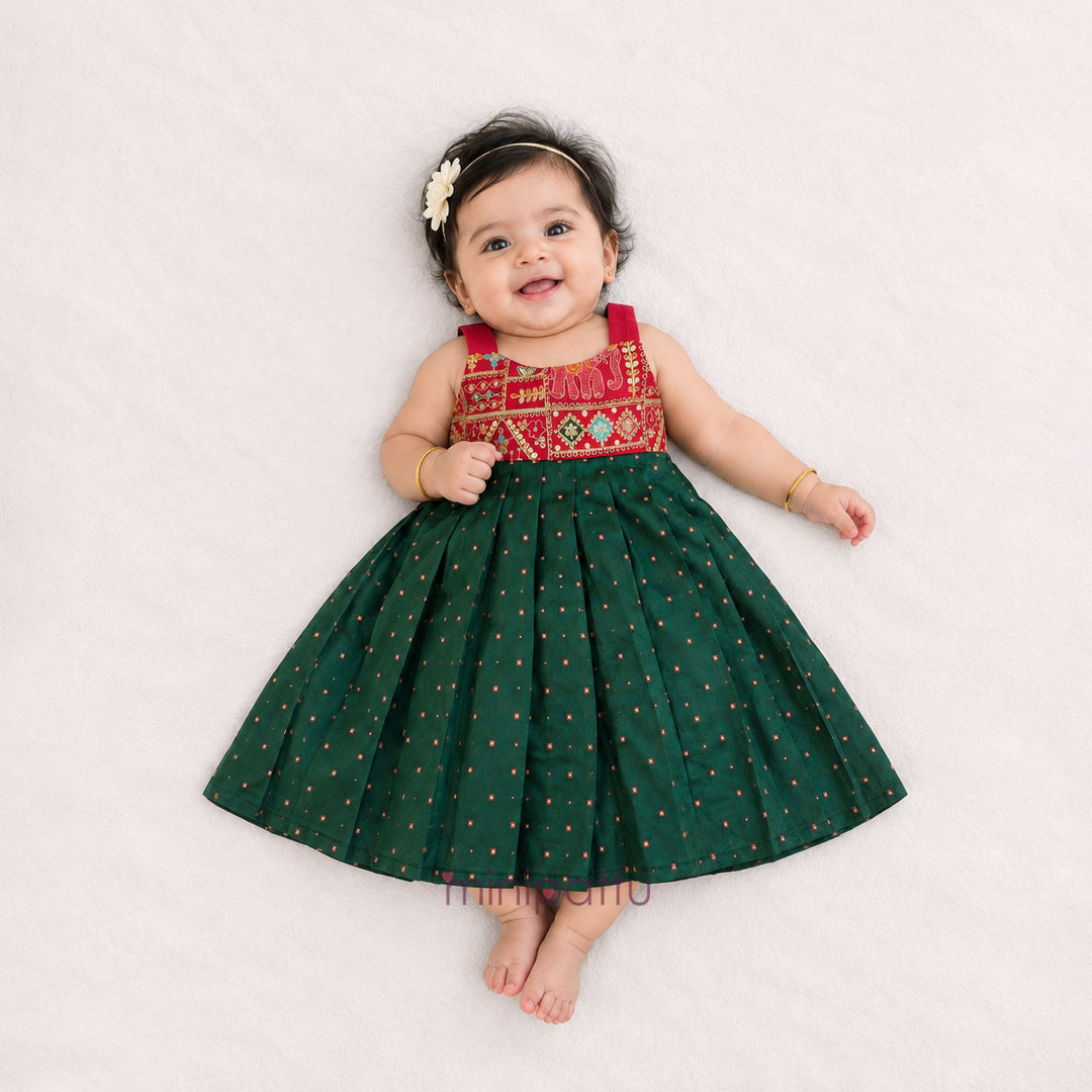 Dyana - Red Green Minipattu