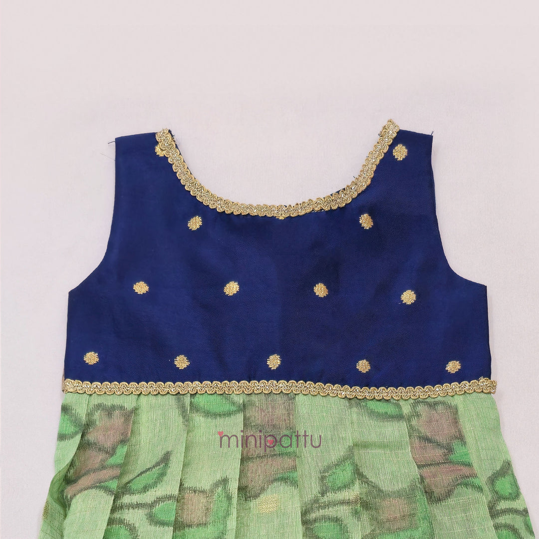 Rishi - Navy Blue Green Minipattu