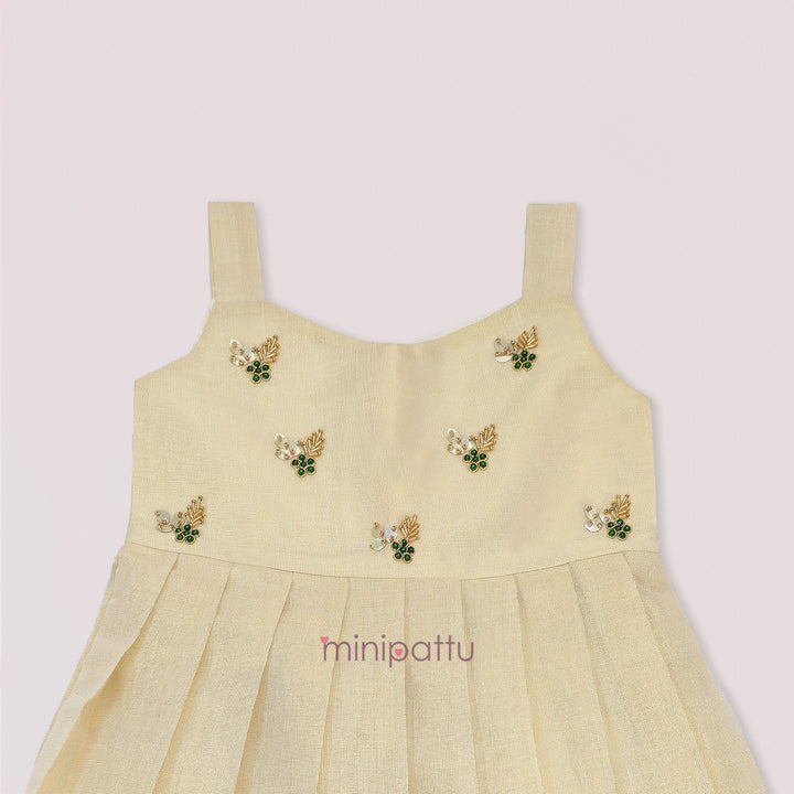 Samaira - Halfwhite Green Tissue Frock Minipattu