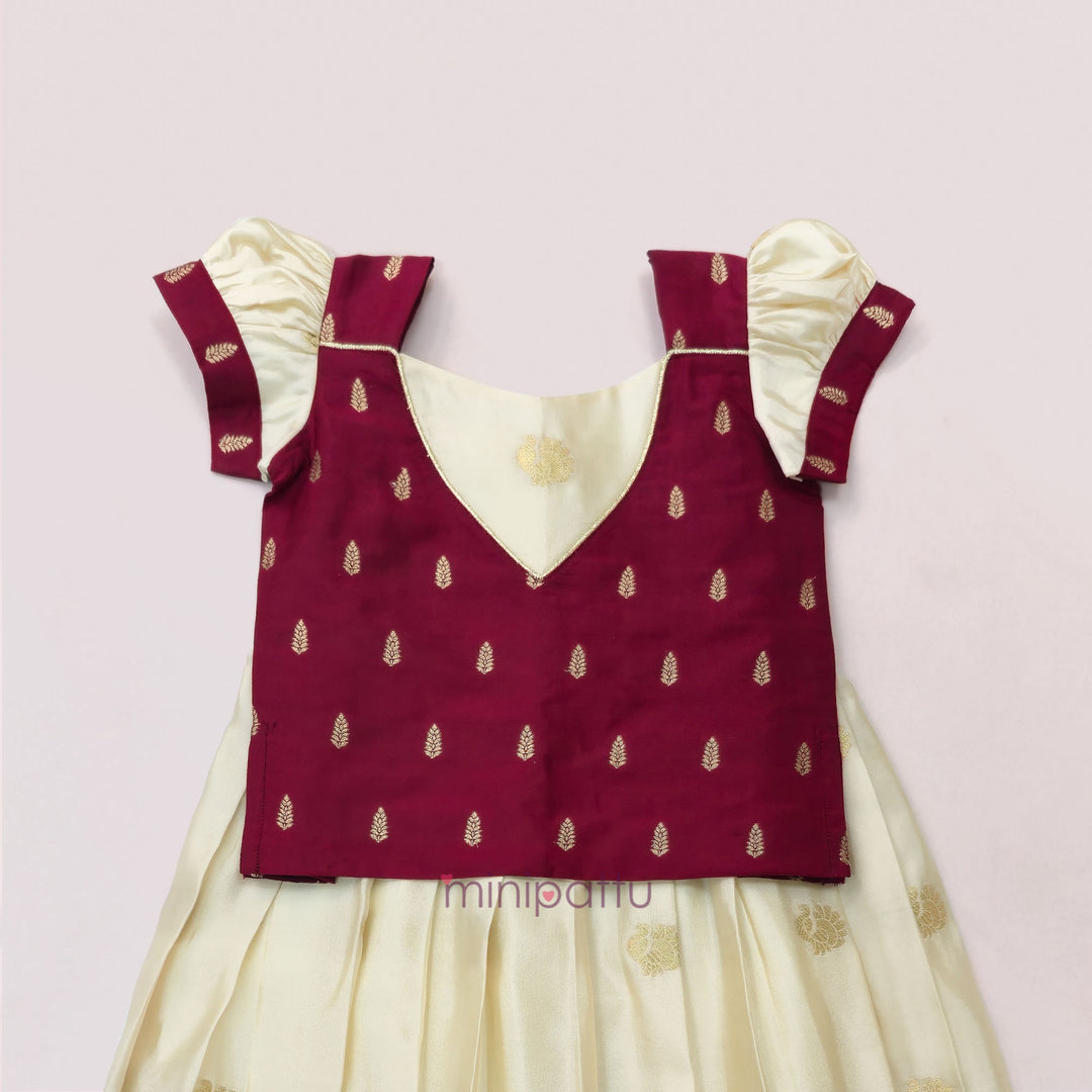 Annapakshi - Maroon Halfwhite Pattu Pavadai Minipattu