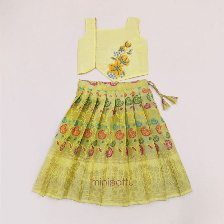 Arti - Pastel Yellow Minipattu