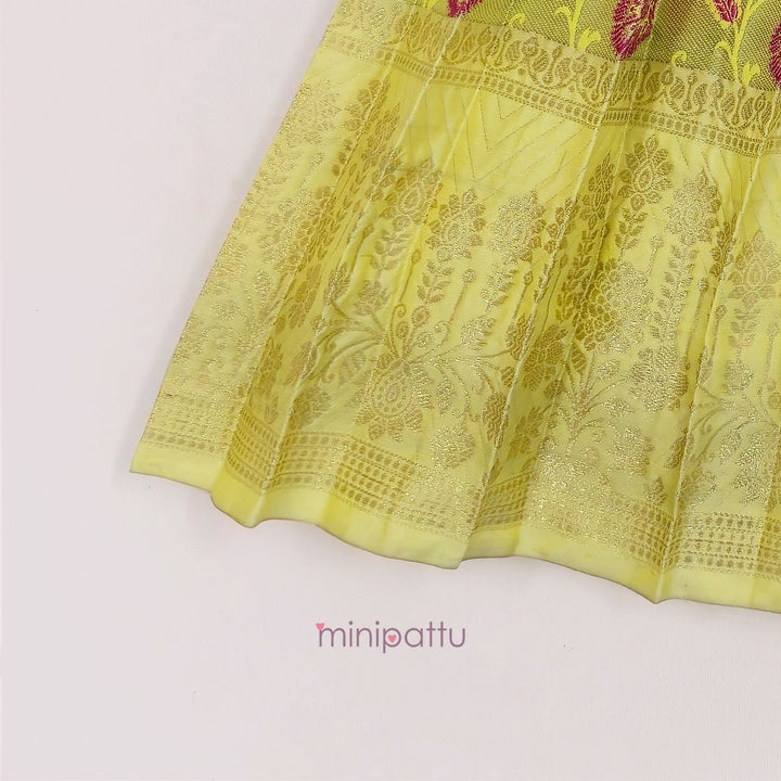 Arti - Pastel Yellow Minipattu