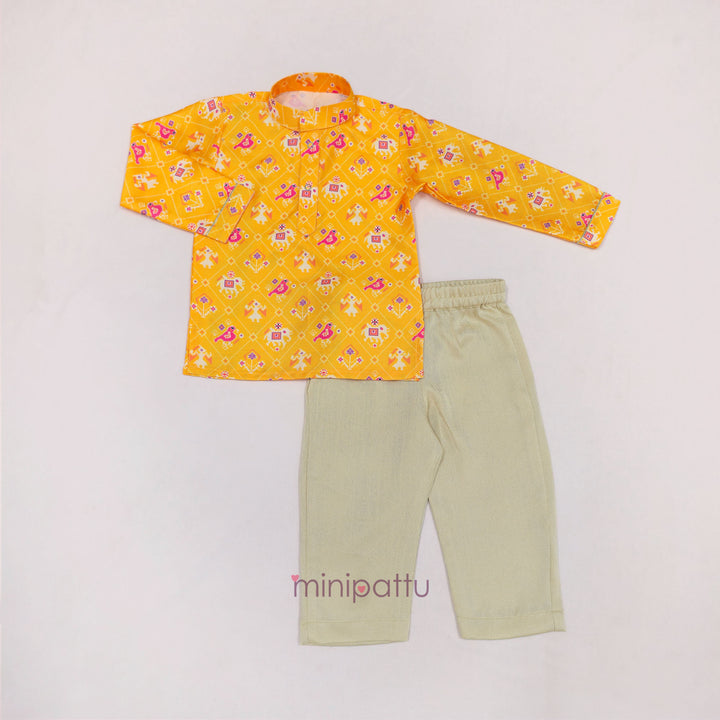 Patola Yellow Printed Kurta & Pant set