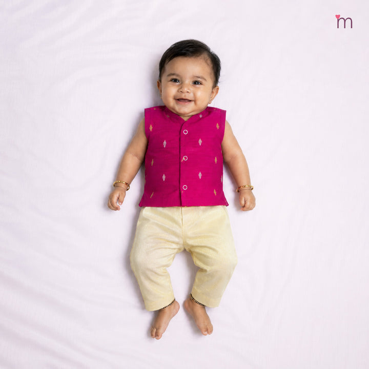 Riyan -  Pink Jabla Set Minipattu