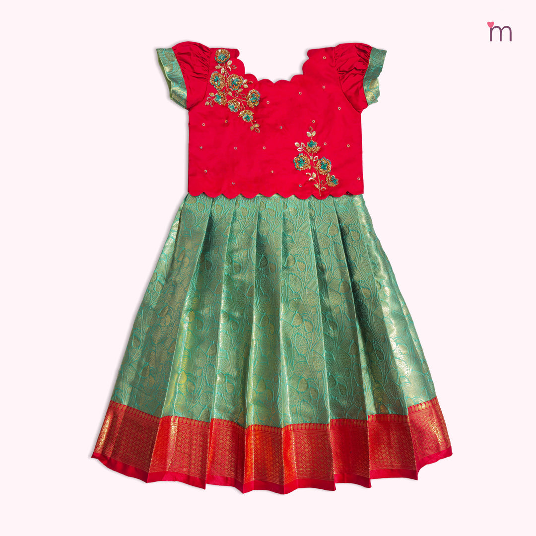 Akshara - Red Green Pattu Pavadai Minipattu