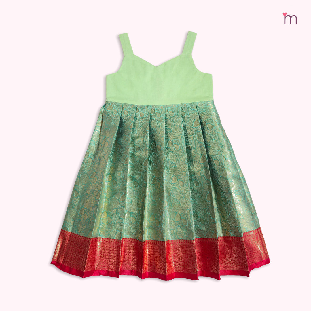 Akshara - Red Green Pattu Pavadai Minipattu