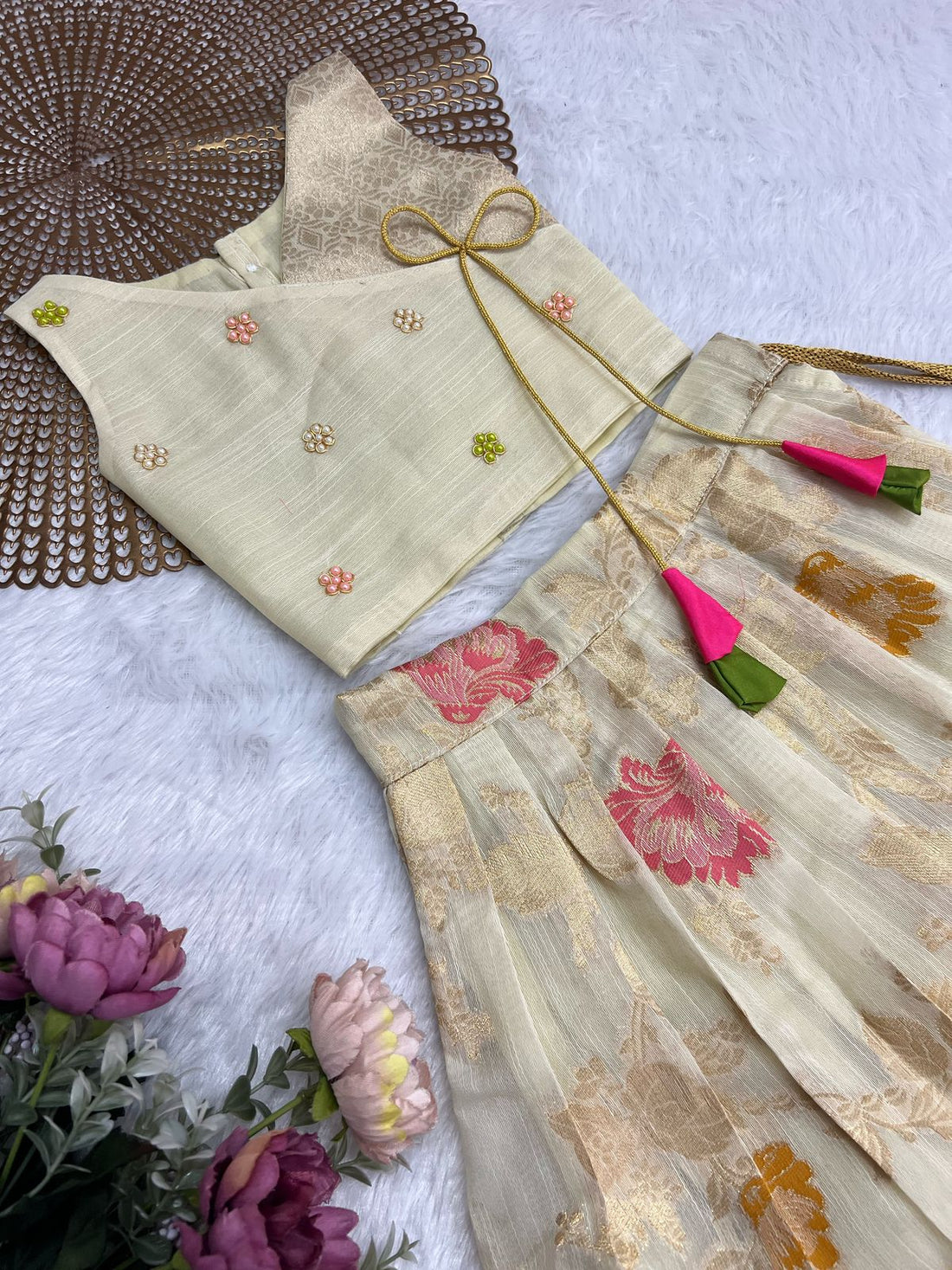 Ahalya - White Floral Minipattu