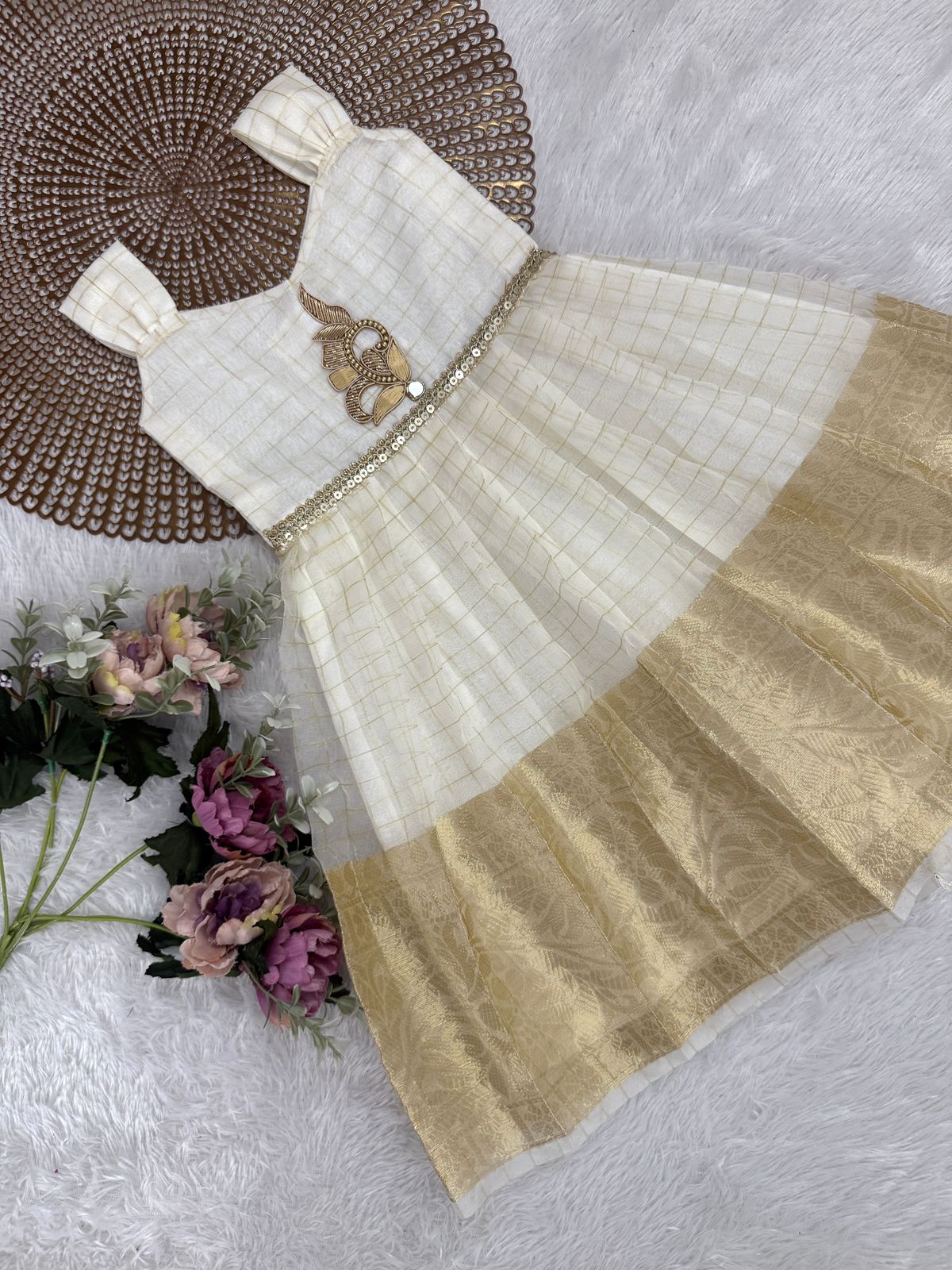 Tinu - Half-White checks Frock Minipattu