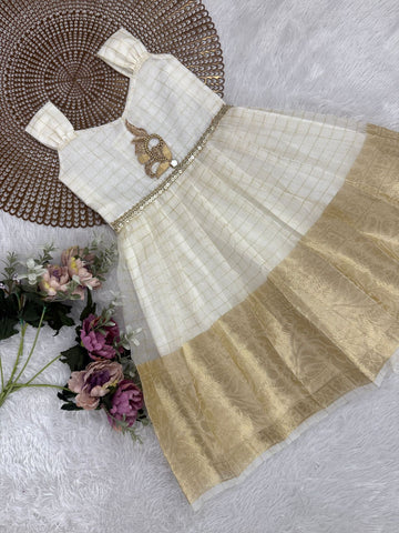 Tinu - Half-White checks Frock Minipattu