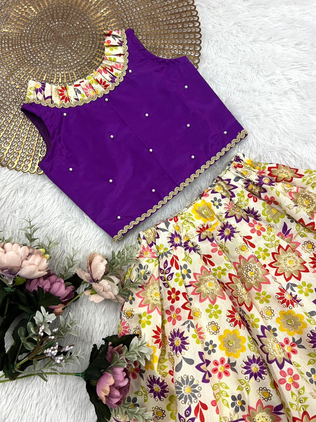 Keerthi - Voilet Floral Minipattu