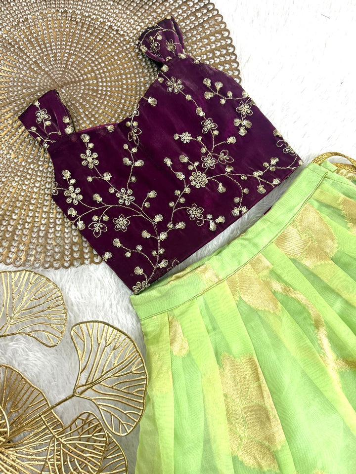 Pallavi - Purple Pista Designer Minipattu