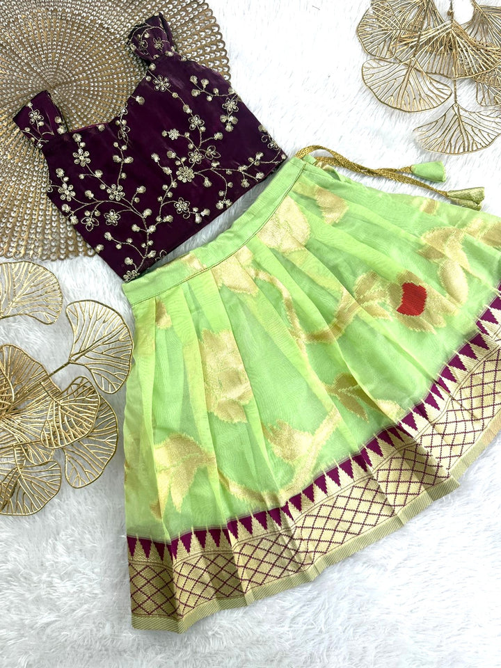 Pallavi - Purple Pista Designer Minipattu