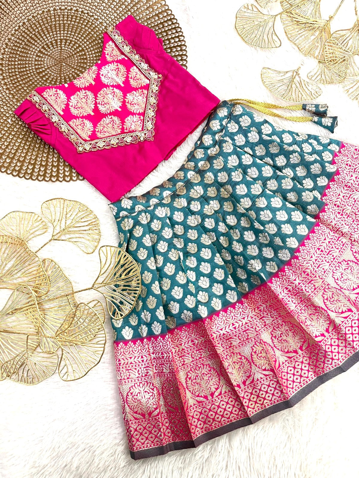Mahathi -Pink Teal Designer Minipattu