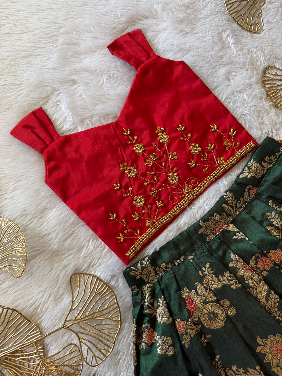 Diya - Red Green Designer Minipattu