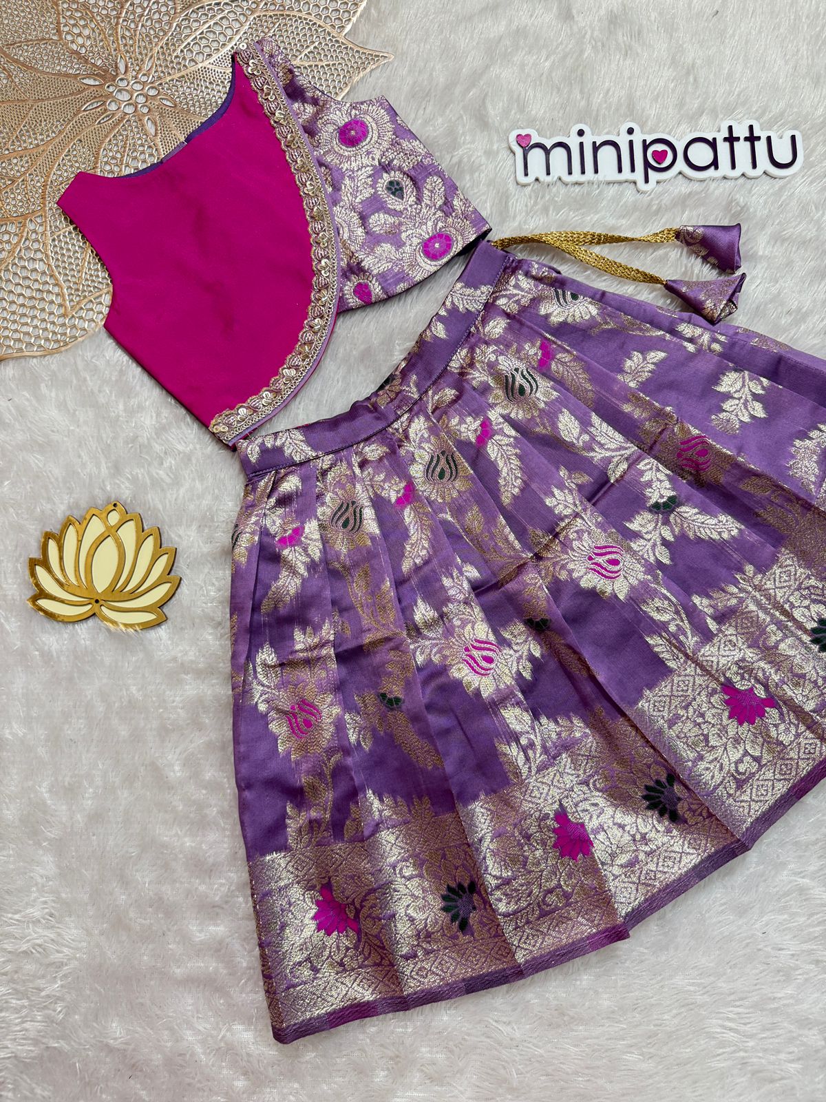 Dharsana - Pink Lilac Designer Minipattu
