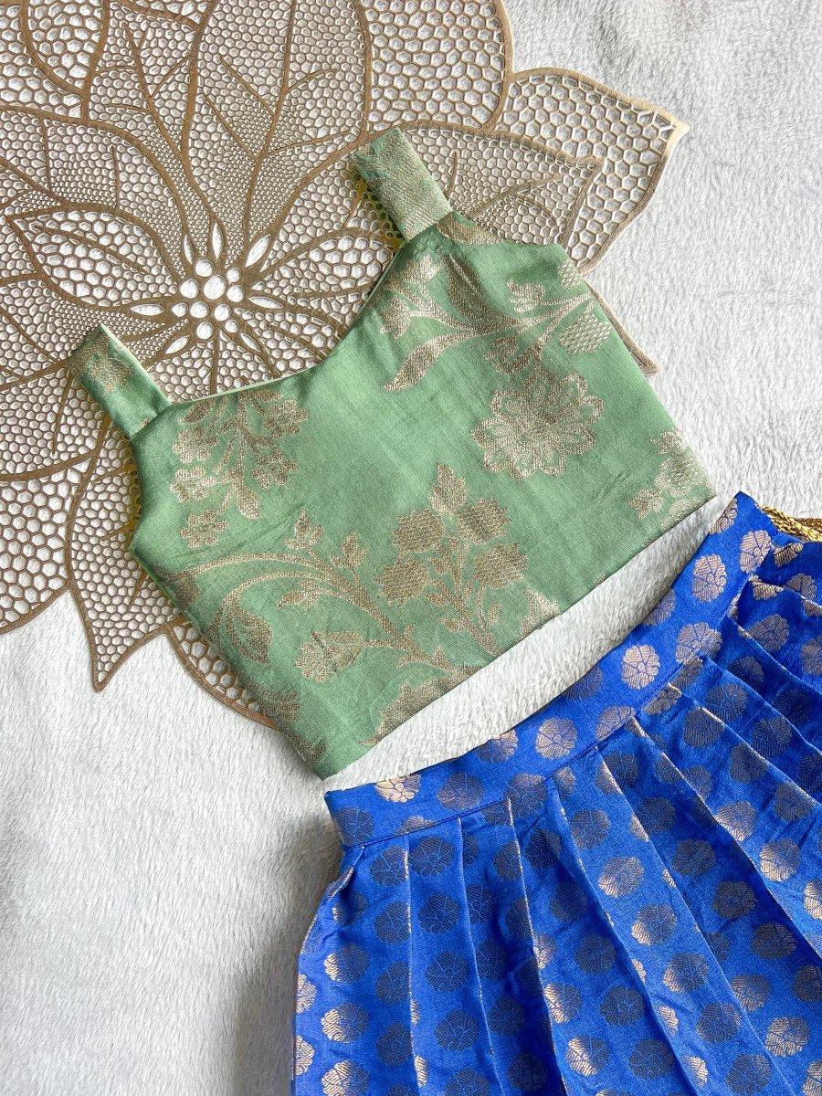 Amara -Pastel green blue Minipattu