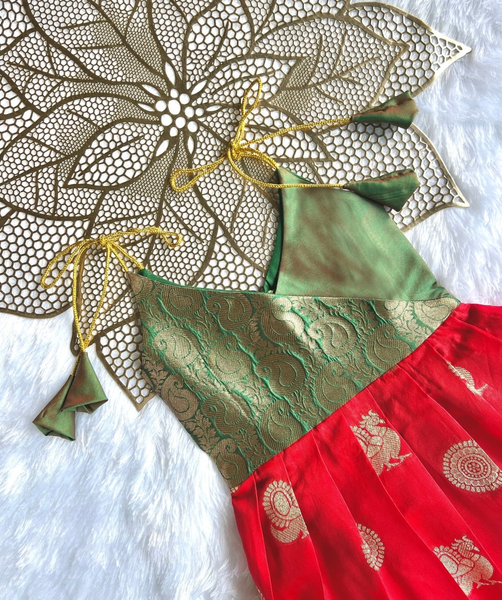 Hamsika - Green Red Frock Minipattu