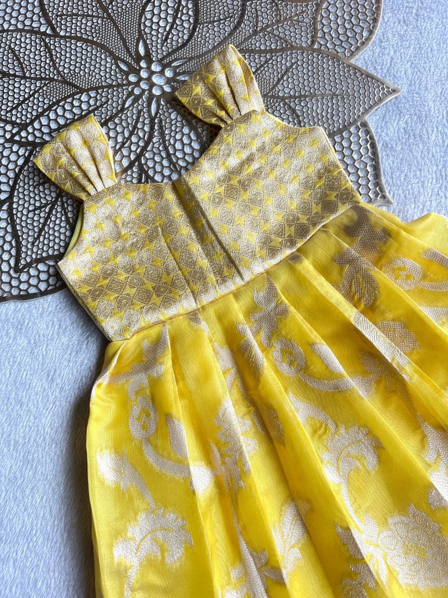 Nisha - Yellow Frock Minipattu