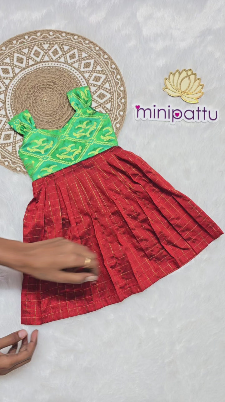 Ajanya - Green Rust Frock-Cum-Romper Minipattu