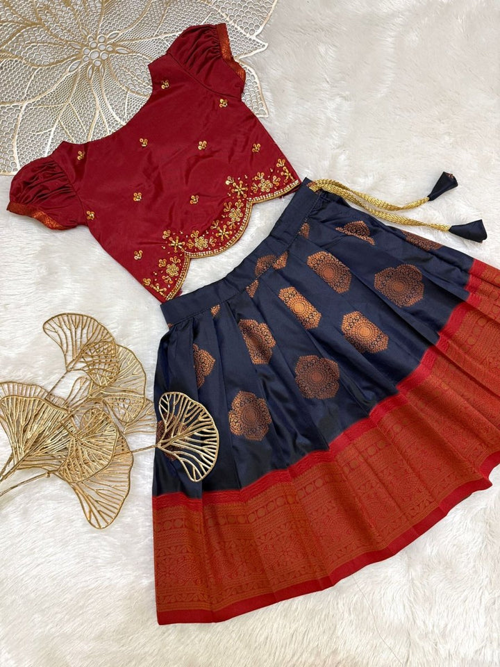 Radhi - Maroon Navy Designer Minipattu