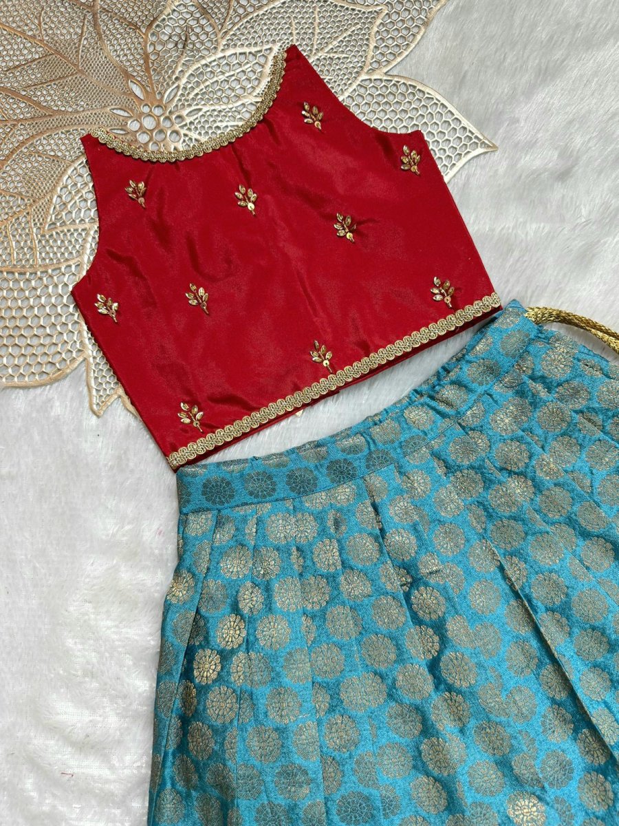 Reena - Red Blue Designer Minipattu