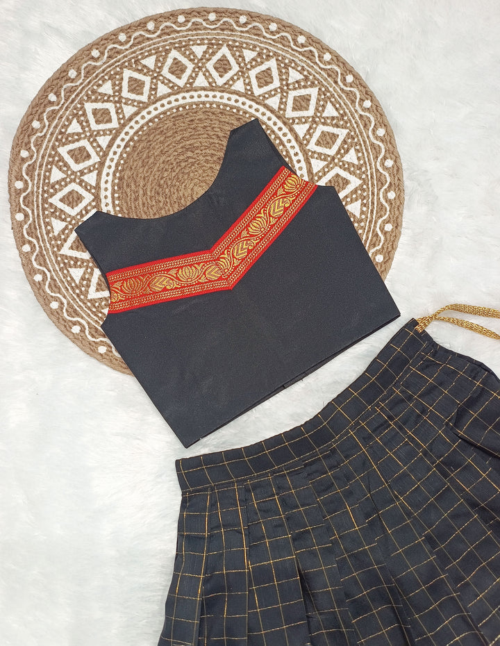 Kajal - Black Checks Designer Minipattu