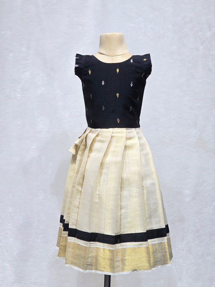 Hridaya - Black Minipattu