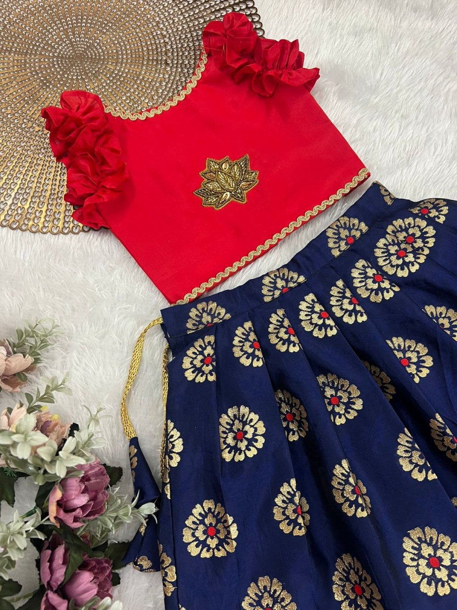 Sharvi - Red Blue Minipattu