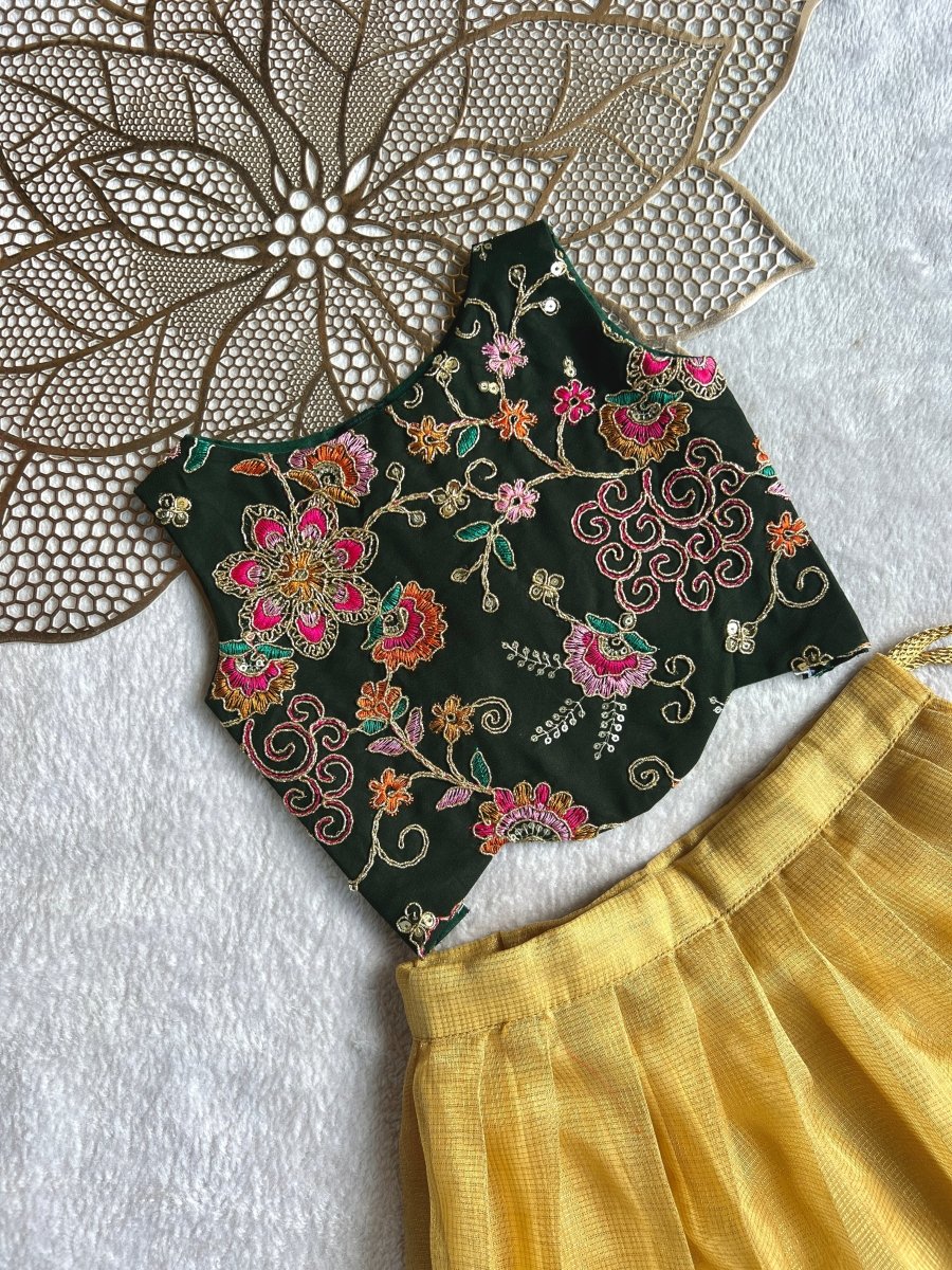 Subiksha - Green Gold Minipattu