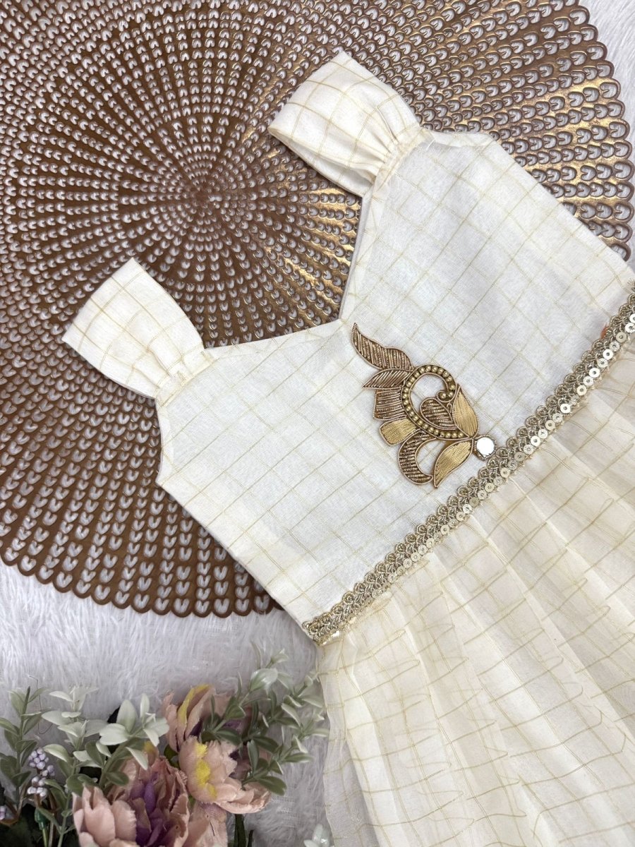 Tinu - Half-White checks Frock Minipattu